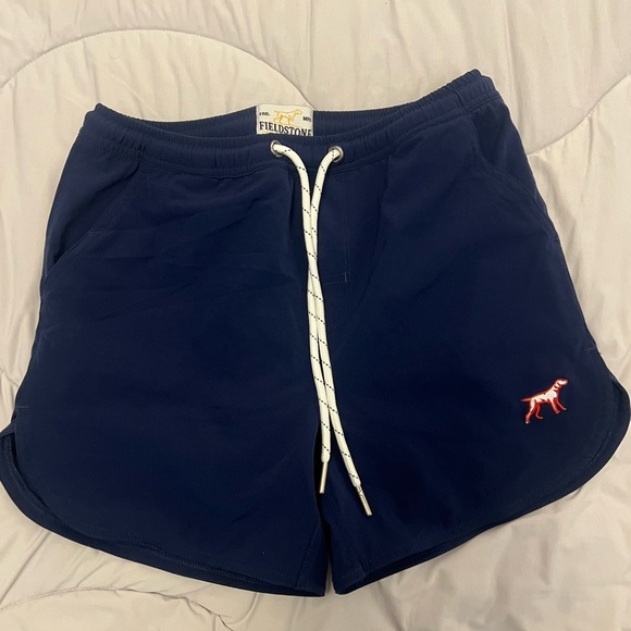 Fieldstone size YL swim trunks - Picture 1 of 1
